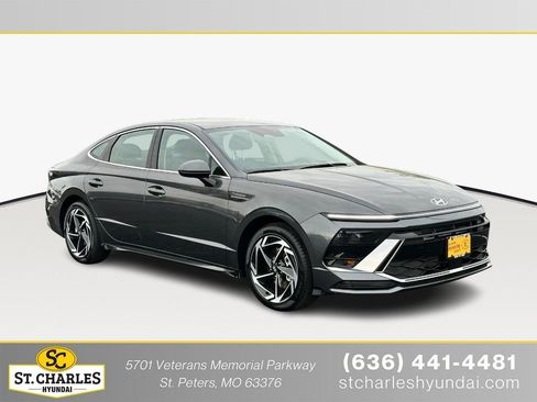 Used 2026 Hyundai Sonata SEL AWD/4WD image 1