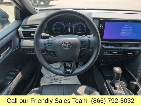 Used 2025 Toyota Camry XSE AWD/4WD image 14