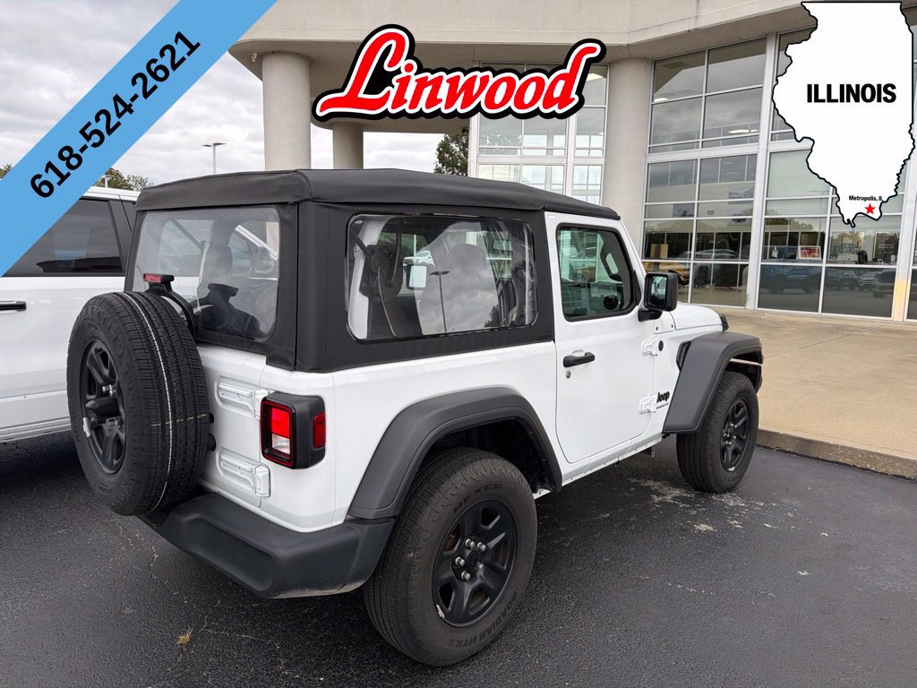 Used 2025 Jeep Wrangler Sport AWD/4WD image 4