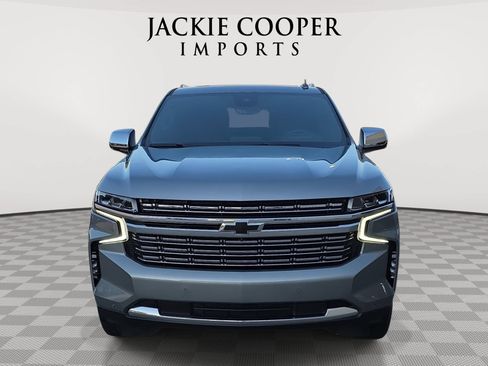 Used 2024 Chevrolet Tahoe Premier AWD/4WD image 2