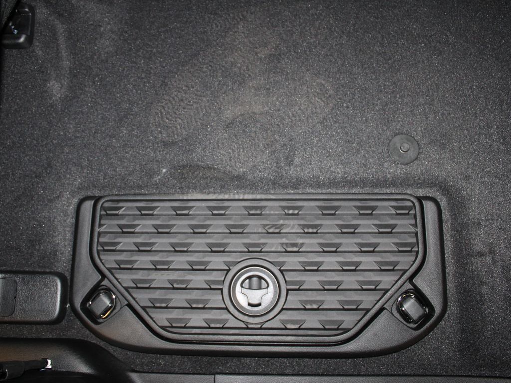 New 2026 RAM 1500 Tradesman AWD/4WD image 31