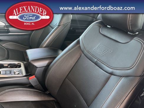 Used 2023 Ford Explorer ST w/ Equipment Group 401A image 11