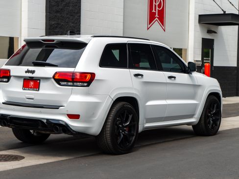Used 2019 Jeep Grand Cherokee Trackhawk AWD/4WD image 27