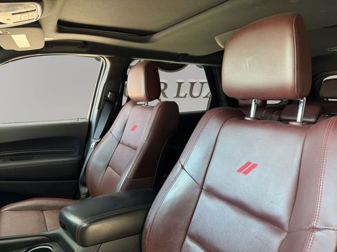 Used 2023 Dodge Durango R/T RWD image 9