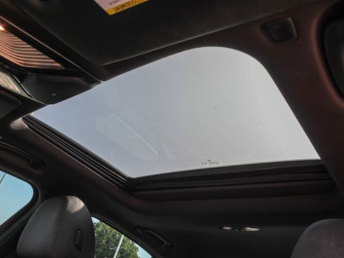 Used 2021 BMW 330i Sedan w/ Convenience Package image 27