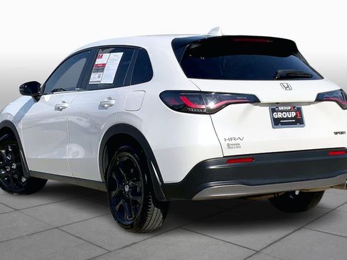 Used 2025 Honda HR-V Sport image 12