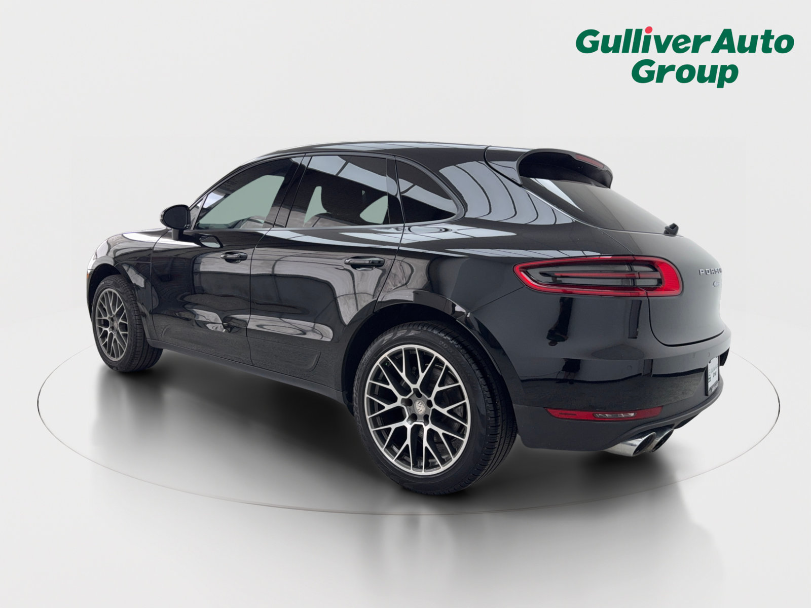 Used 2018 Porsche Macan Sport Edition AWD/4WD image 4