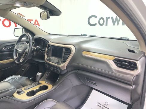 Used 2018 GMC Acadia Denali w/ Technology Package AWD/4WD image 11