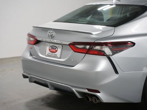 Used 2023 Toyota Camry SE FWD image 9