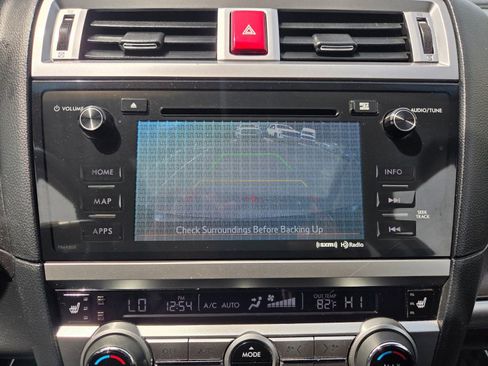 Used 2016 Subaru Outback 2.5i Limited AWD/4WD image 17