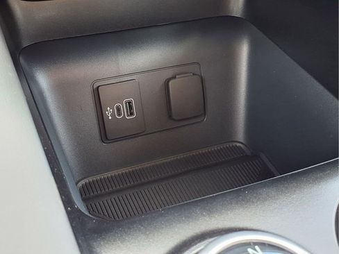 New 2026 Ford Explorer Active image 11