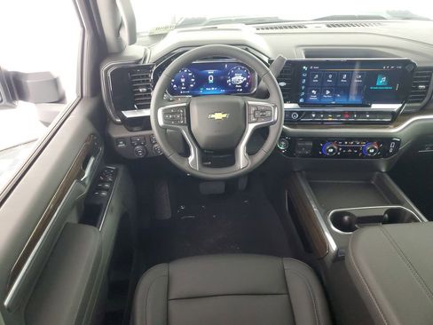 New 2026 Chevrolet Silverado 3500 LT w/ All Star Edition AWD/4WD image 16