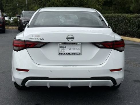 Used 2024 Nissan Sentra S FWD image 4