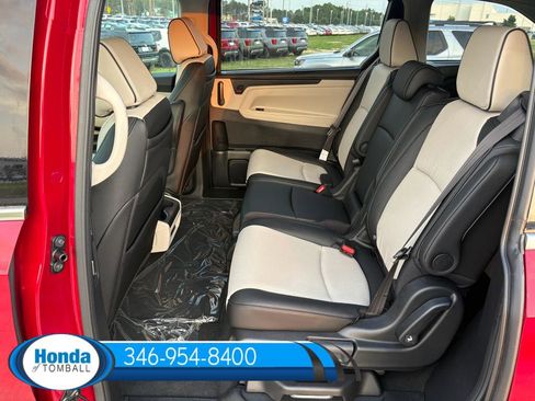 New 2026 Honda Odyssey Elite image 17