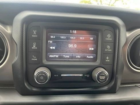 Used 2019 Jeep Wrangler Unlimited Sport S image 18