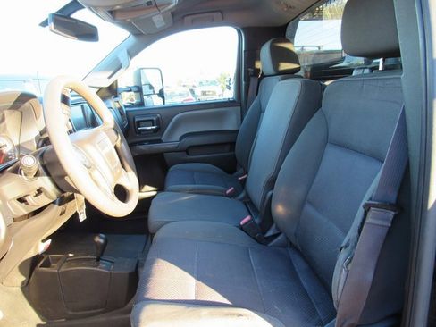 Used 2016 GMC Sierra 3500 Base w/ Sierra Convenience Package image 14