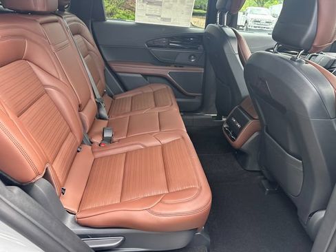 New 2026 Lincoln Nautilus Reserve w/ Jet Appearance Package AWD/4WD image 17