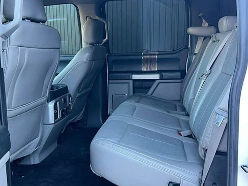 Used 2019 Ford F150 Lariat image 10