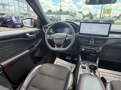 Used 2024 Ford Escape ST-Line Select w/ Tech Pack #2 AWD/4WD image 37
