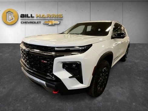 New 2026 Chevrolet Traverse Z71 w/ Driver Confidence Package AWD/4WD image 1