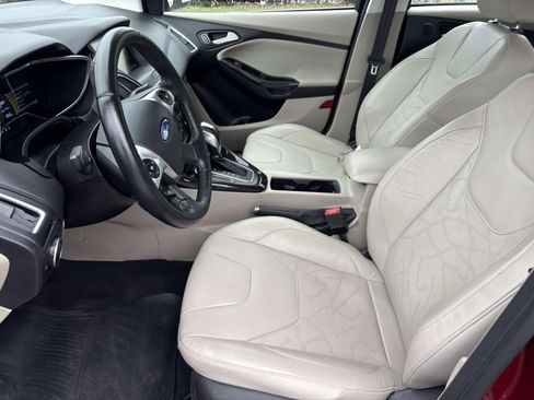 Used 2015 Ford Focus Electric Hatchback image 24