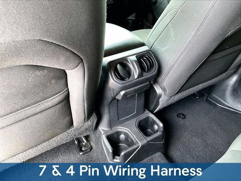 Used 2021 Jeep Wrangler Unlimited Sport AWD/4WD image 13