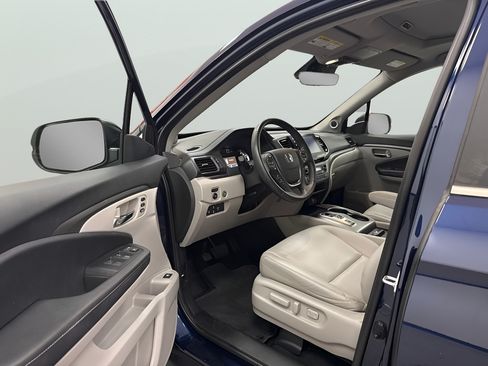 Used 2023 Honda Ridgeline RTL image 10