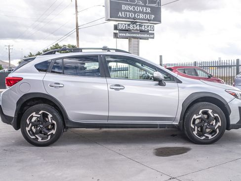 Used 2022 Subaru Crosstrek 2.5i Limited image 11