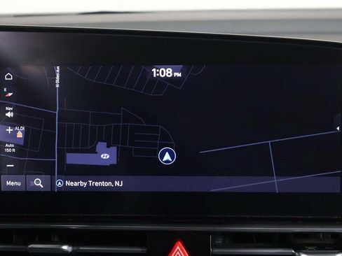 Used 2024 Hyundai Elantra SEL FWD image 38