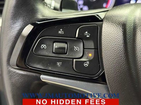 Used 2022 Buick Enclave Essence w/ Experience Buick Package AWD/4WD image 45