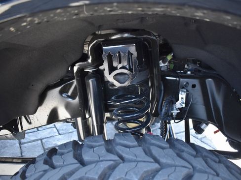 Used 2025 Ford F450 Lariat w/ FX4 Off-Road Package image 6