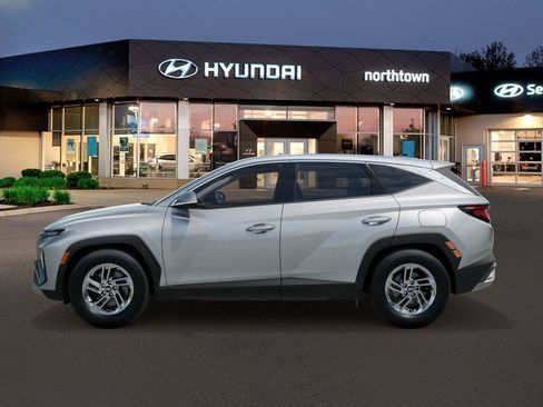 New 2026 Hyundai Tucson SE AWD/4WD image 3