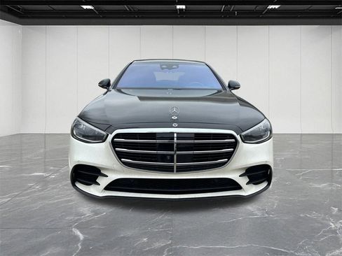 Used 2022 Mercedes-Benz S 580 S 580 image 13