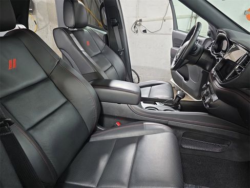 Used 2024 Dodge Durango GT image 10