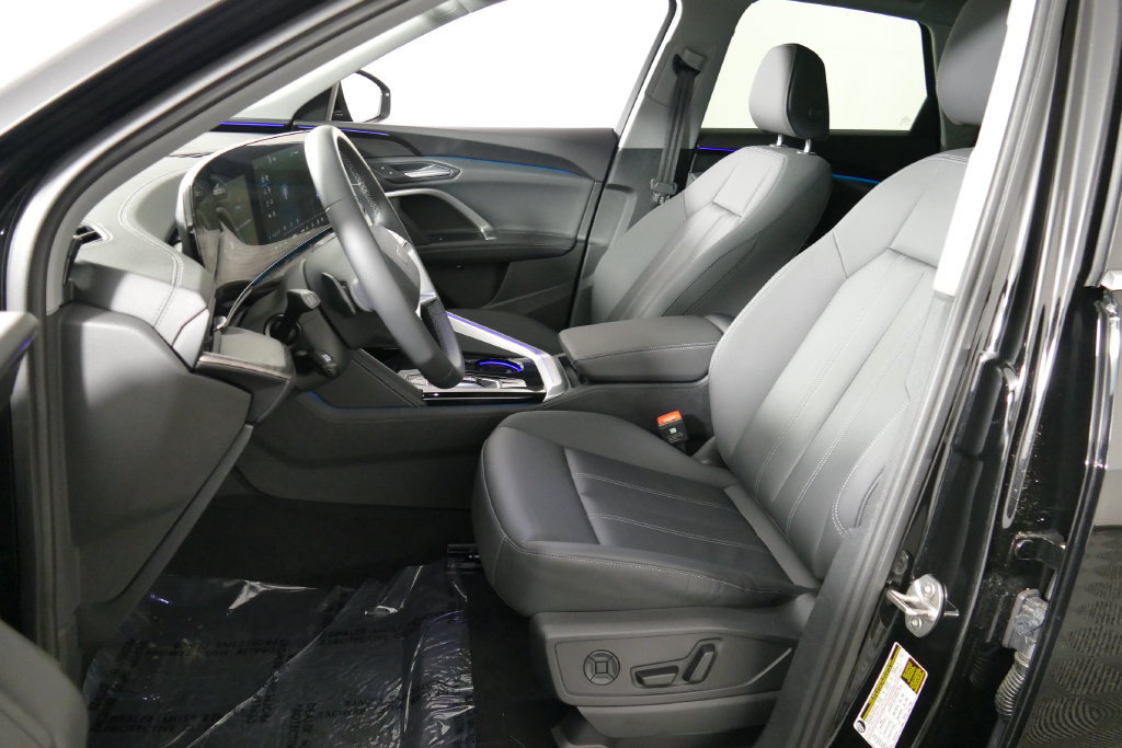 Certified 2025 Audi Q5 Premium w/ Convenience Package AWD/4WD image 10
