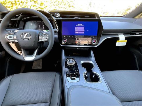 New 2026 Lexus RZ 350e image 5