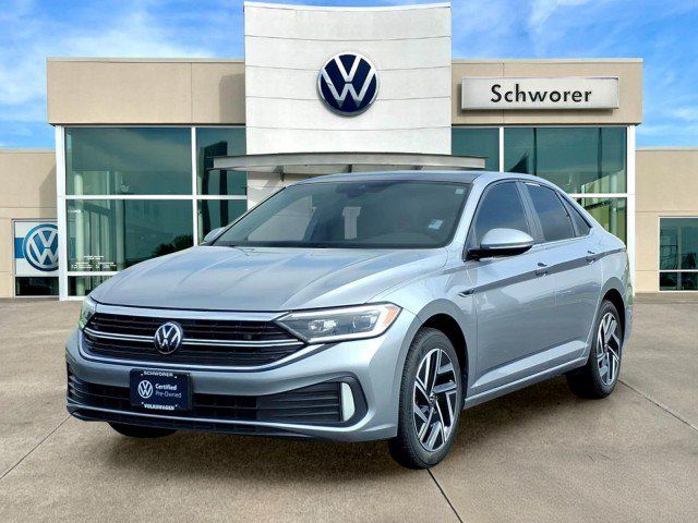 Certified 2023 Volkswagen Jetta SEL FWD image 2