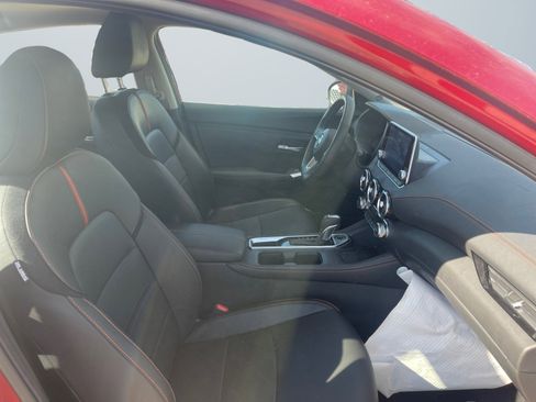 Used 2023 Nissan Sentra SR w/ SR Premium Package image 17