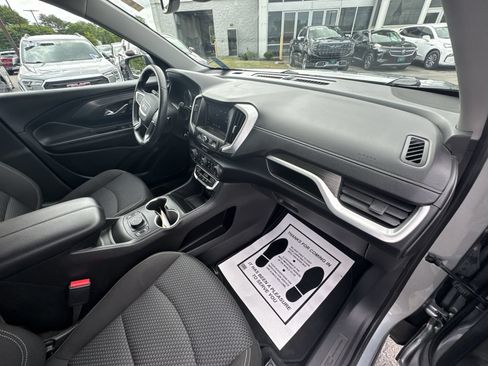 Certified 2023 GMC Terrain SLE w/ Driver Convenience Package AWD/4WD image 28