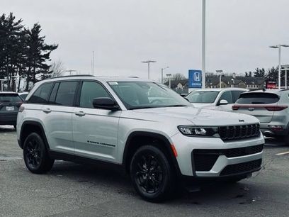 New 2026 Jeep Grand Cherokee Altitude
