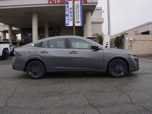 New 2026 Nissan Sentra SV FWD image 3