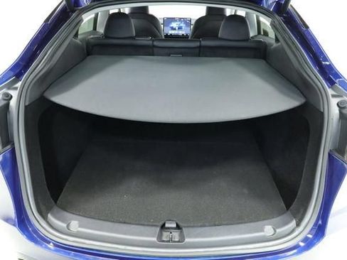 Used 2023 Tesla Model Y Long Range AWD/4WD image 30