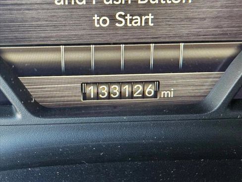 Used 2020 RAM 3500 Laramie w/ Night Edition image 10