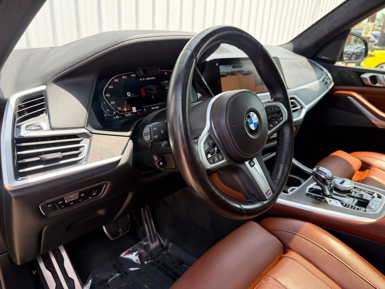 Used 2022 BMW X7 M50i AWD/4WD image 17