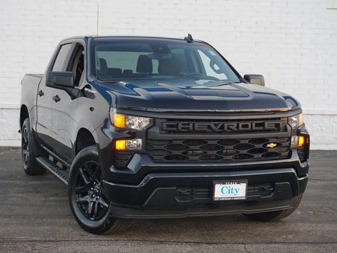 New 2025 Chevrolet Silverado 1500 Custom image 4