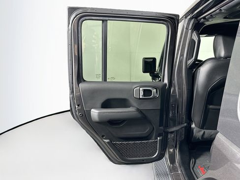 Used 2021 Jeep Wrangler Sahara image 26