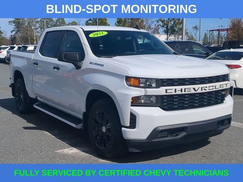 Used 2021 Chevrolet Silverado 1500 Custom image 2