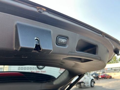 Used 2023 Hyundai Santa Fe SEL FWD image 13