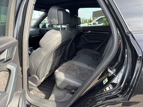 Used 2018 Audi SQ5 Prestige image 9