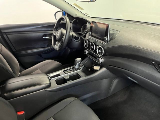 Used 2024 Nissan Sentra SV FWD image 10